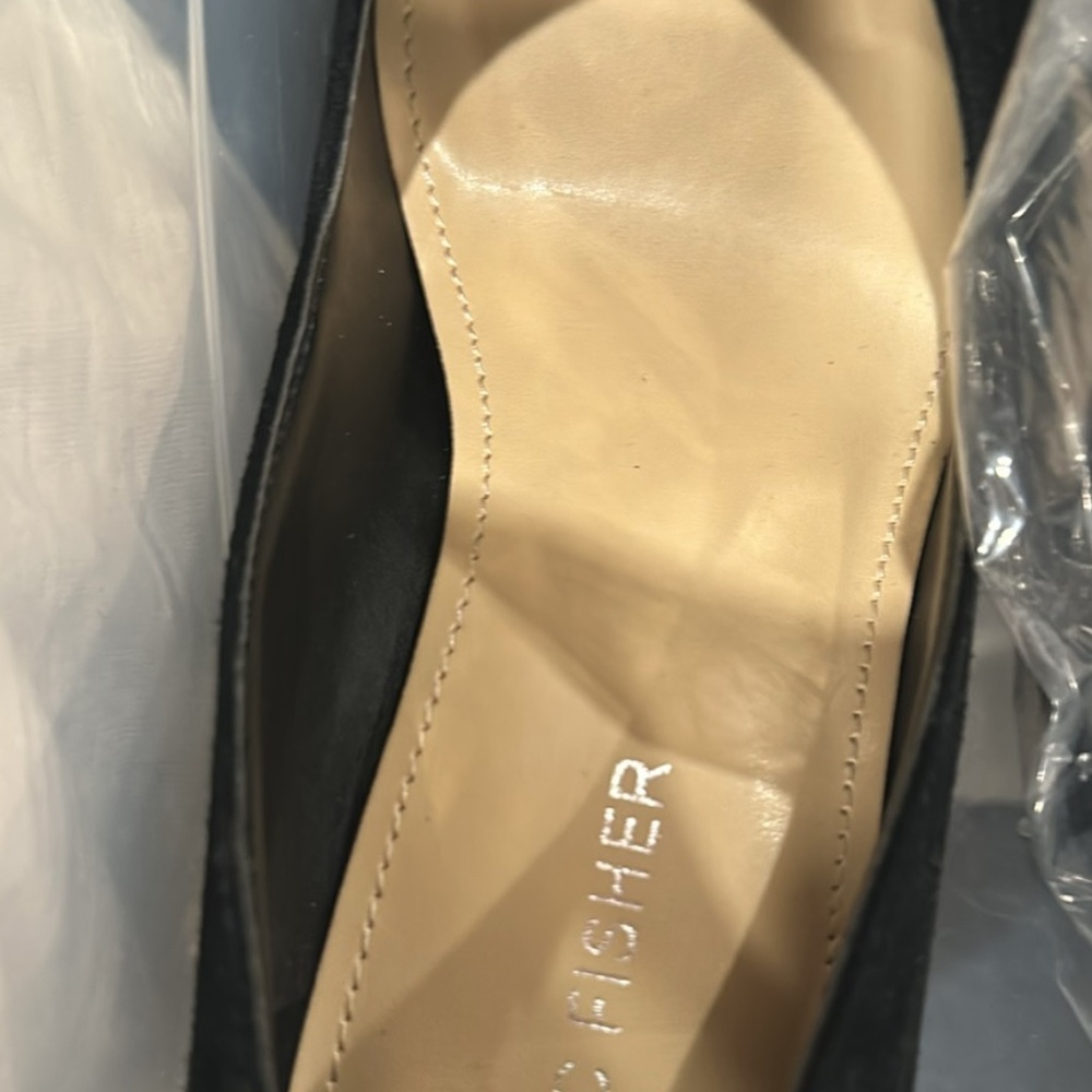 Marc fisher black suede heels